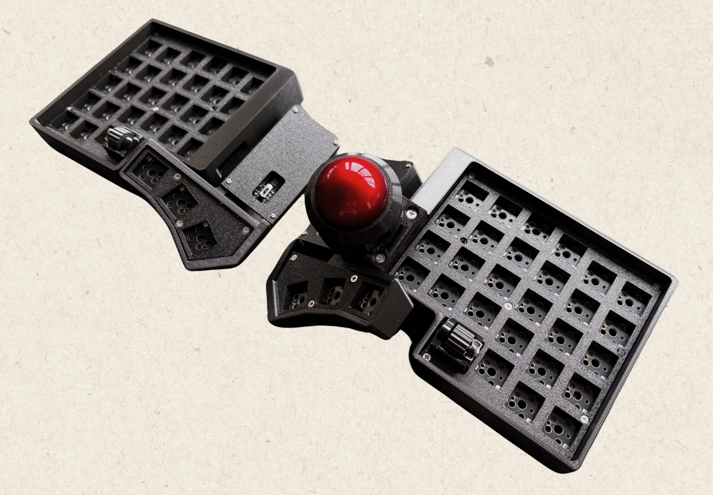 Trackball Keyboard with Adjustable Tenting