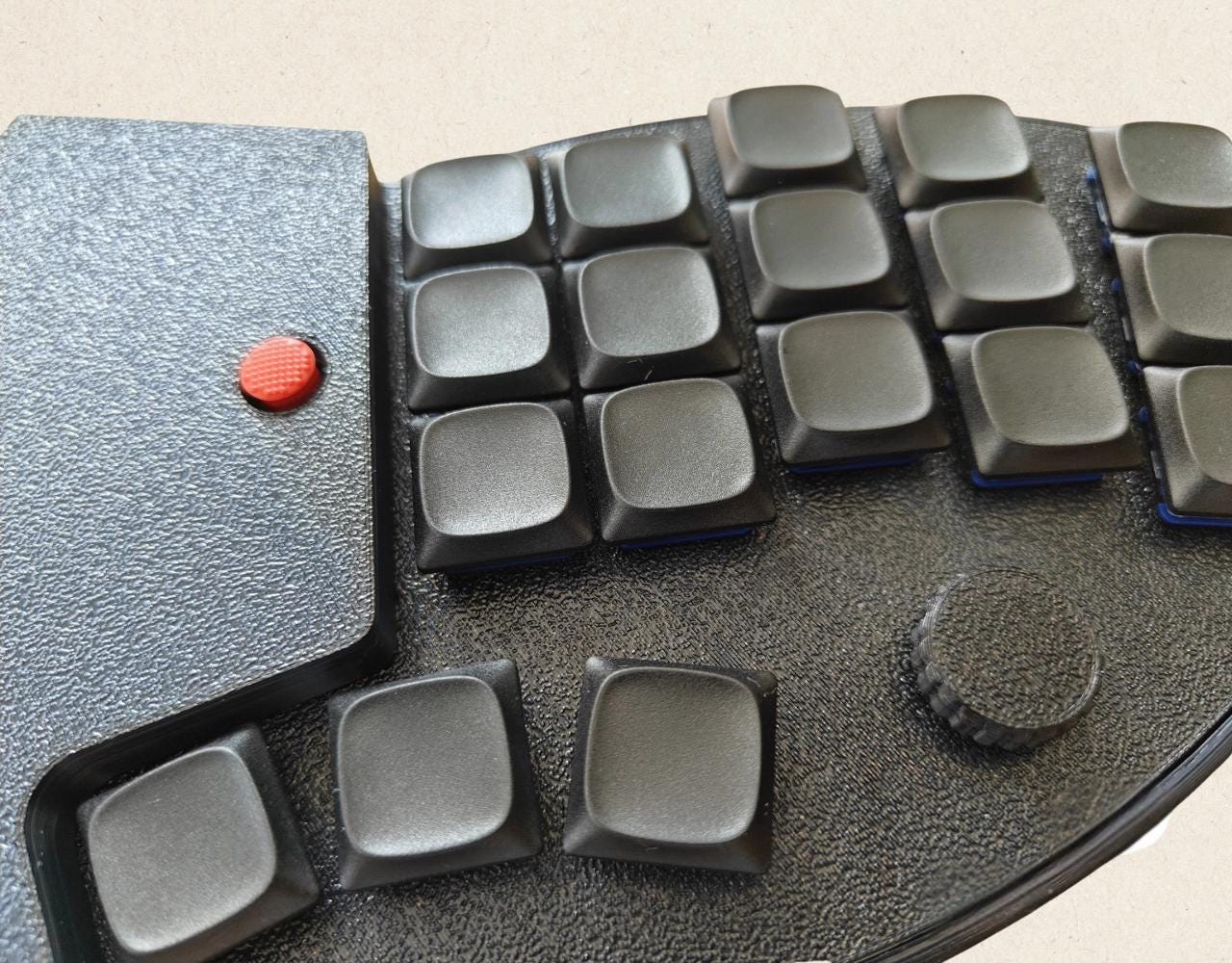 Keyboard with TrackPoint Ready to Use