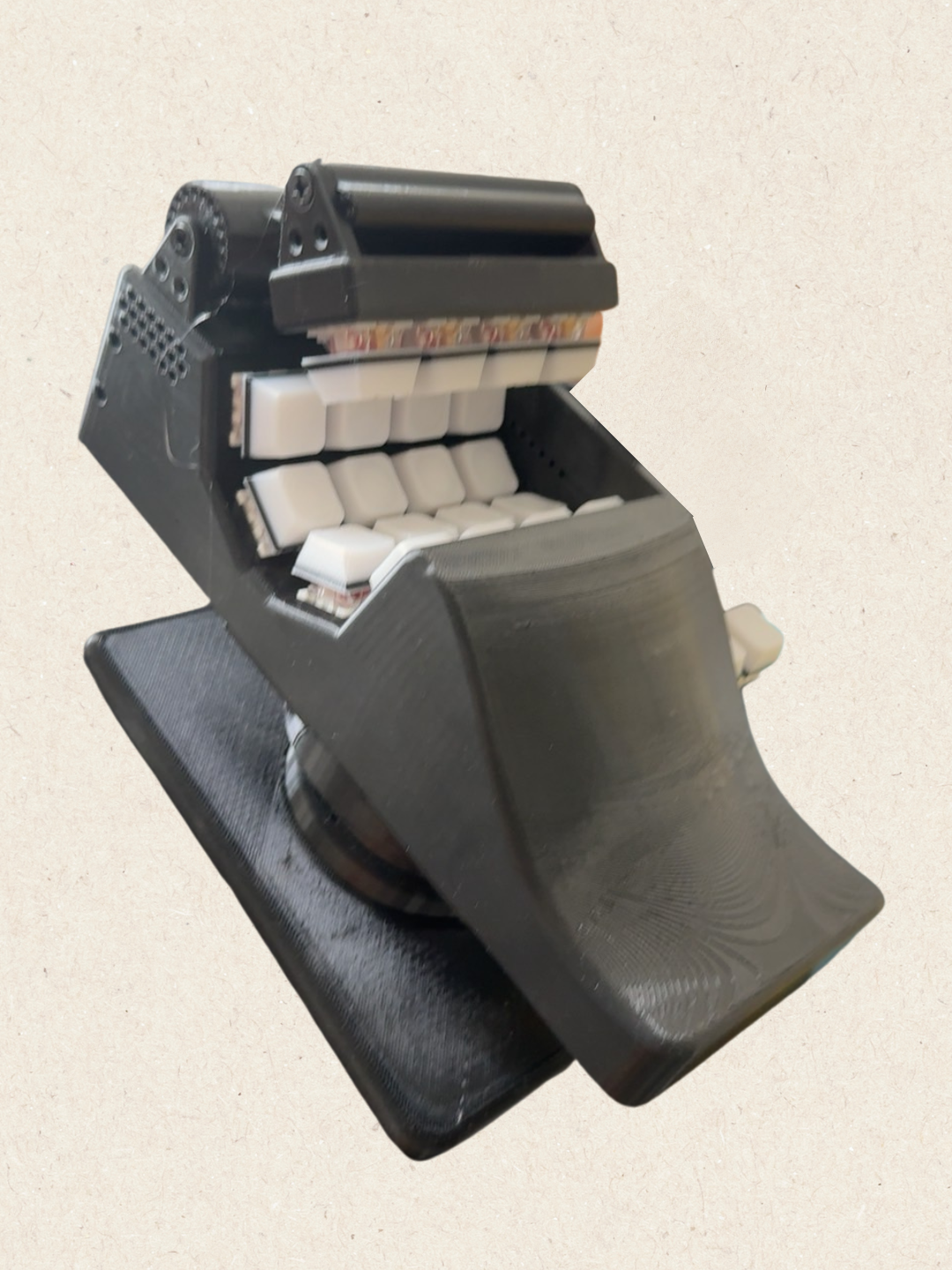 U-shape Keyboard with oystick