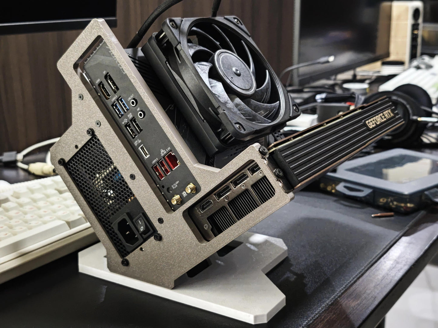 mATX ITX Tilted PC Case