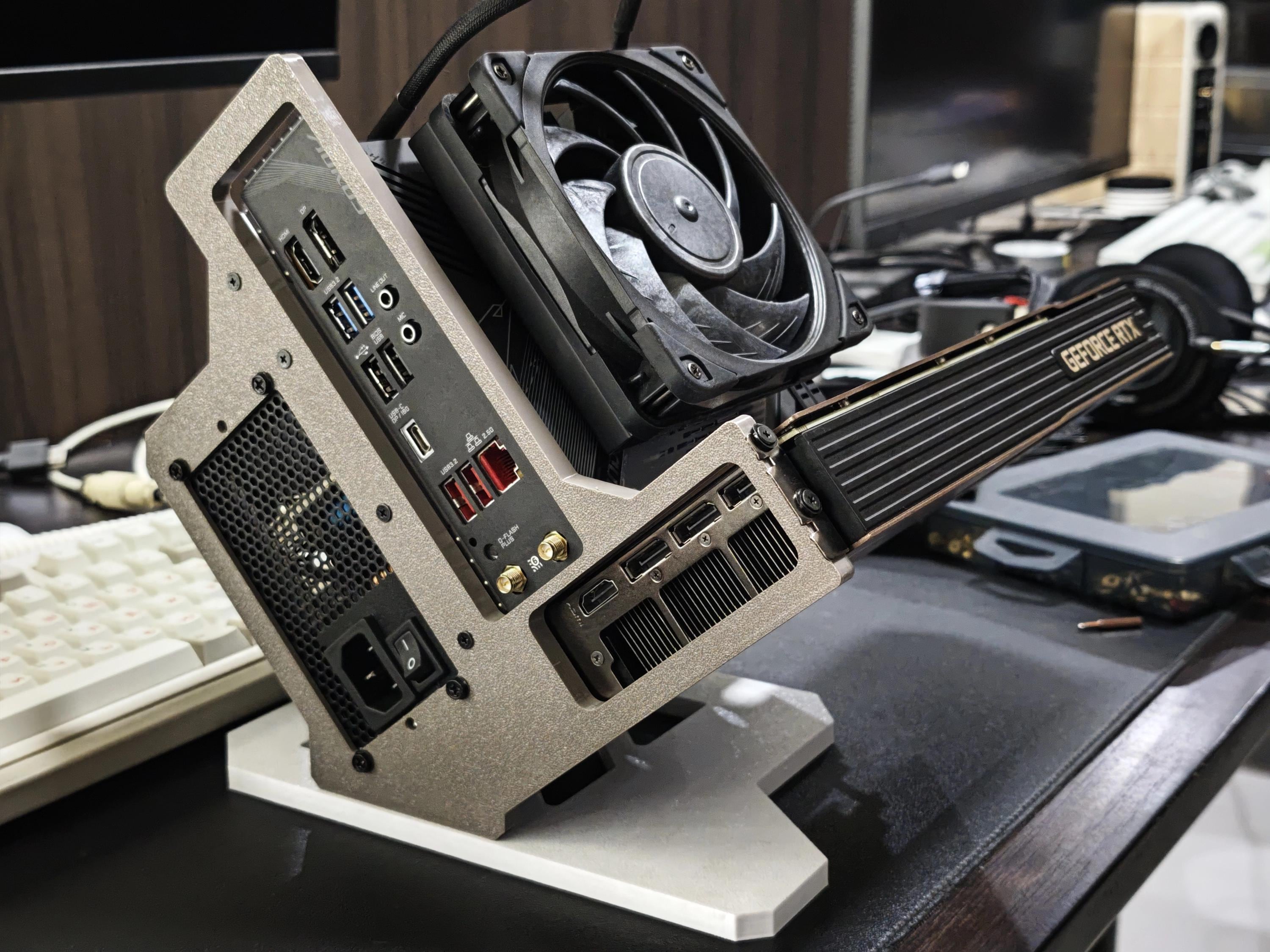 mATX ITX Tilted PC Case