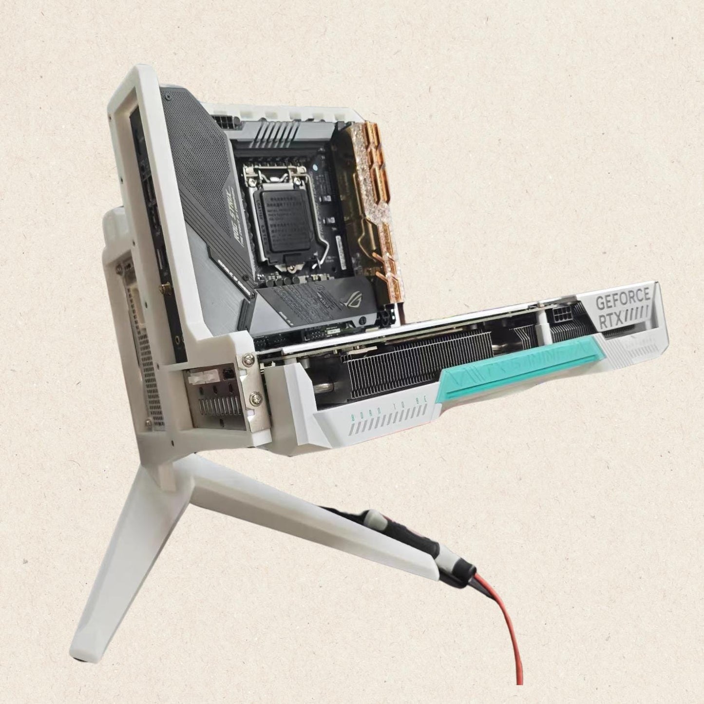 [Type]: Desktop-grade ITX Case with an open case design.

[Color]: Available in Black and White.

[Cooling]: Air cooling design.

[Motherboard Compatibility]: Standard ITX motherboards.

[Power Supply]: Supports SFX and SFXL.

[Graphics Card]: Only supports dual-slot GPUs, suitable for mid-to-low-end graphics card builds.

[Hard Drives]: Three drive bays, supporting 3 x 2.5-inch hard drives.