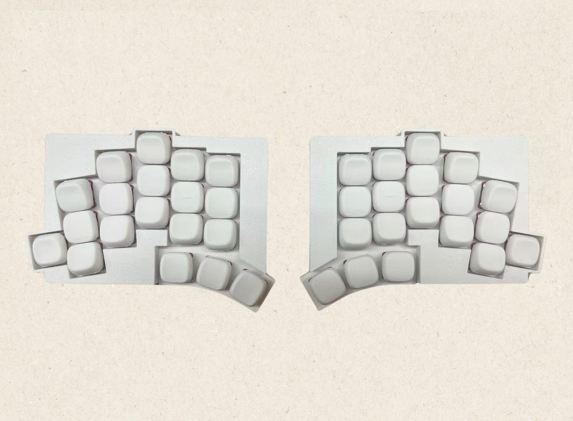 Description: Totem is a 38-key low-profile split keyboard, available in wireless/Bluetooth (default). Wired edition is available upon request and please message the store to specify. 

Totem Split Keyboard – a sleek, low-profile wired keyboard designed for comfort, performance, and style.

【Hot Swap/Wled】Hot Swap PCB
【Main controller】Xiao Ble
【RGB】No RGB
【Key-Change】ZMK 
【Switch】Support Choc V1 Switch (Pro Red - Linear - 35±10gf - nylon bottom/PC top, POM stem)
Battery】150mah Battery
Ready-to-use Packing