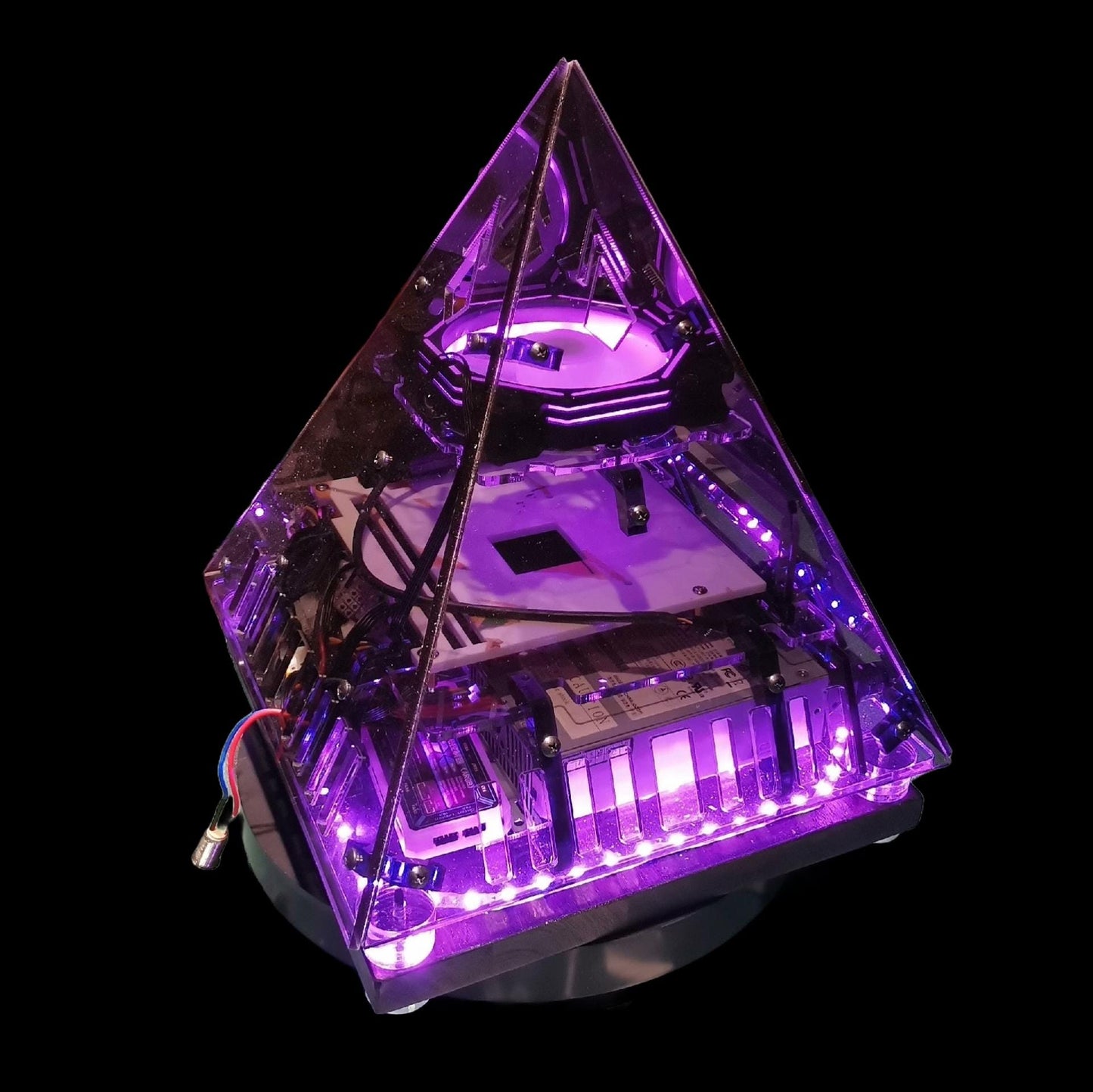 Pyramid ITX PC Case
