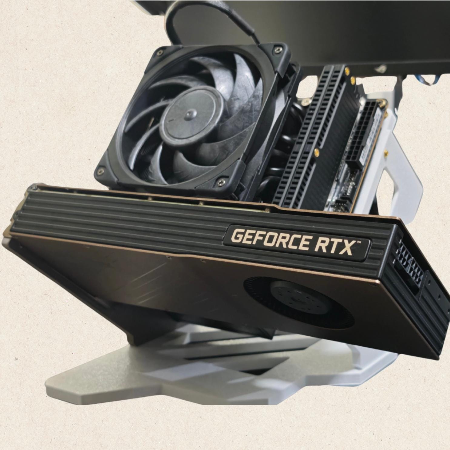 Category: Computer case | Type: Desktop | Cooling method: Air cooling ITX case, A45 Open Case
[Motherboard Compatibility]:

ITX option: ITX, non-standard ITX

mATX option: mATX motherboard

[Power Supply Compatibility]:

ITX and mATX: SFX, SFXL

[Hard Disk Slots]:

ITX and mATX option: One hard disk slot, supports 2.5-inch hard disk or 3.5-inch hard disk

[Graphic Card]:

ITX option: Support two-slots GPU only.